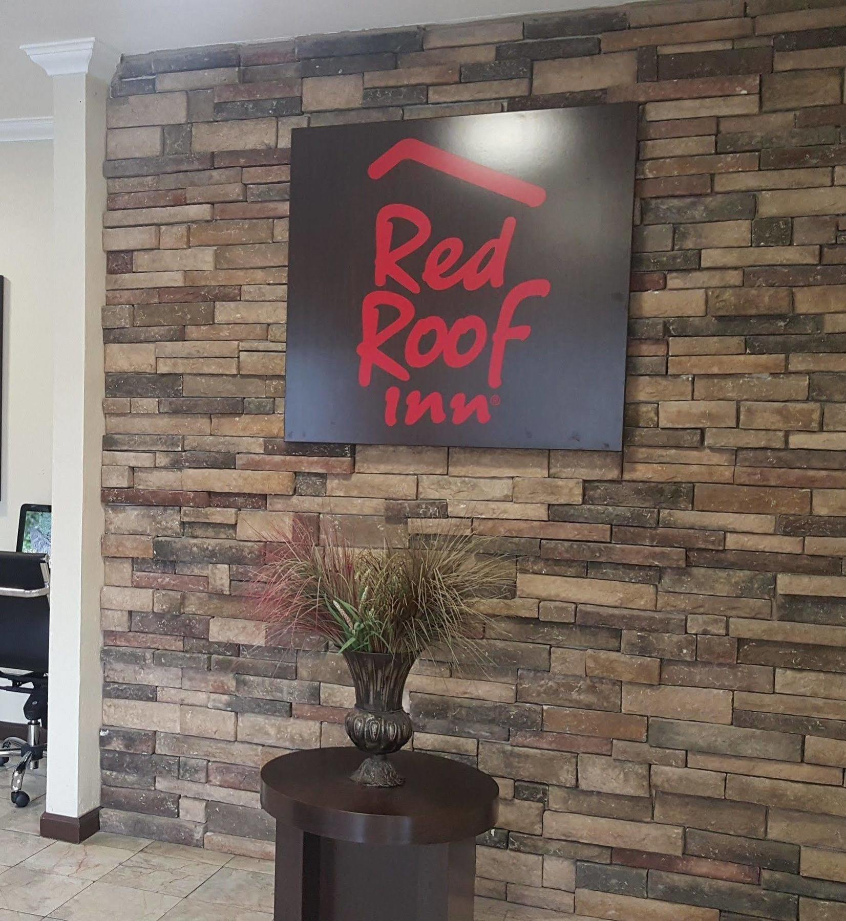 Red Roof Inn Arlington - Entertainment District Экстерьер фото